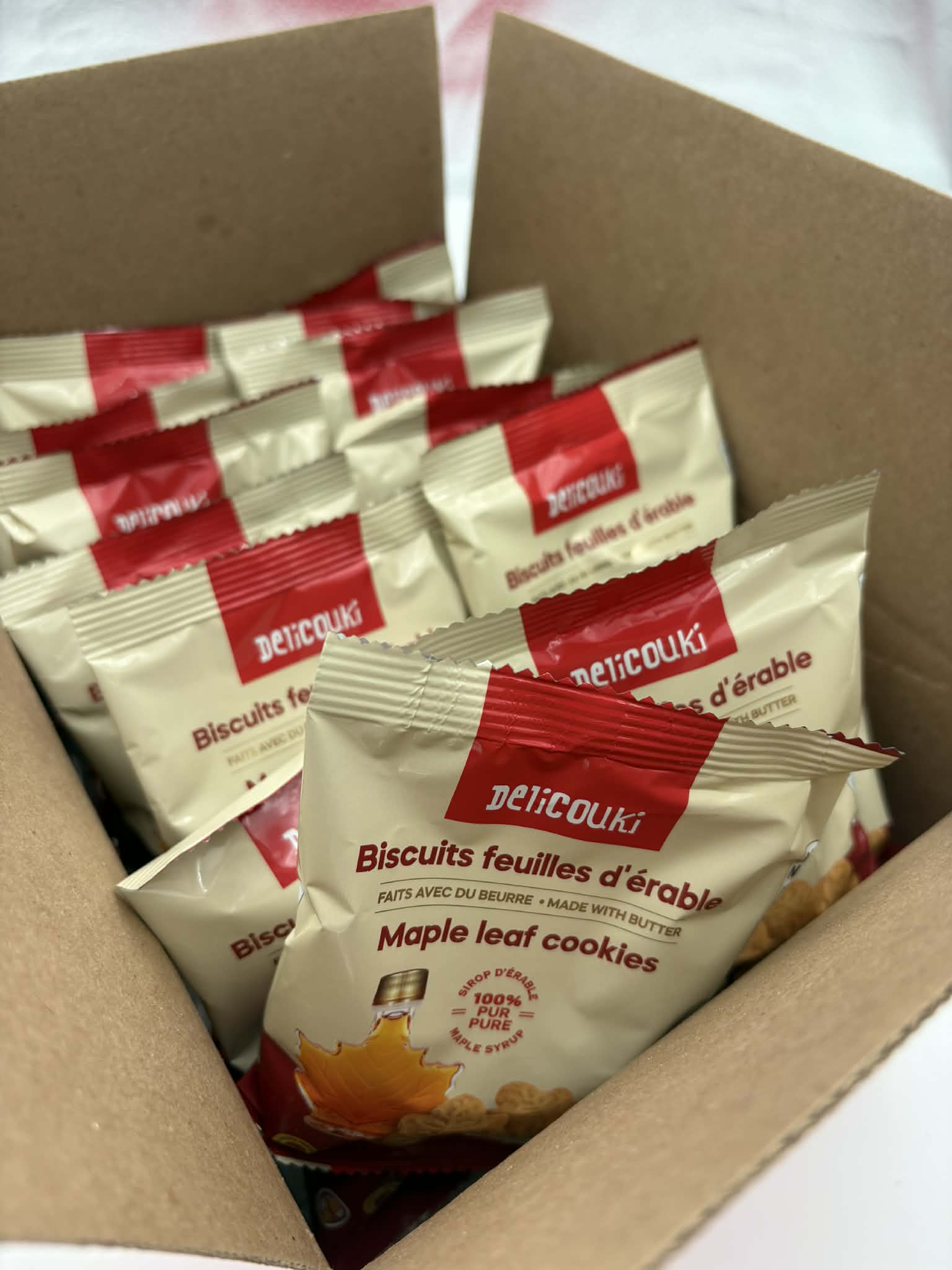 Boîte de biscuits pur beurre à l’érable Delicouki sans noix