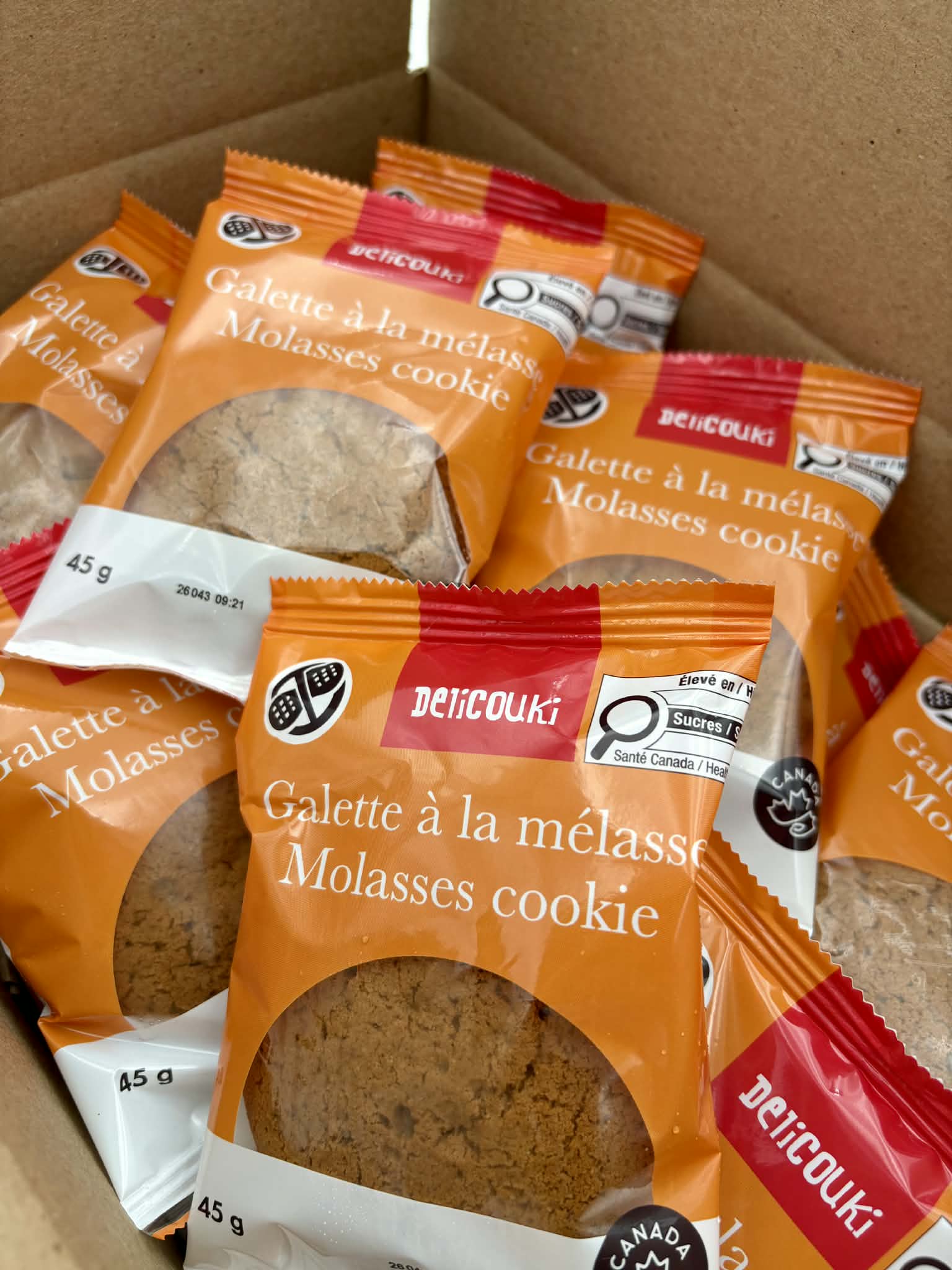 Boîte de galettes à la mélasse Delicouki sans noix